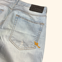 Load image into Gallery viewer, Rocawear 2000s Straight Leg Jeans (XL/XXL)
