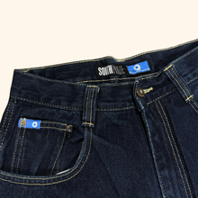 Load image into Gallery viewer, Southpole 2000s Baggy Shorts Jorts (M)

