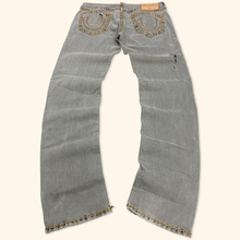 Lade das Bild in den Galerie-Viewer, True Relegion Straight Leg Jeans (M/L)

