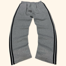 Load image into Gallery viewer, Adidas Baggy Cotton Jogger (L/XL)
