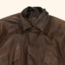 Lade das Bild in den Galerie-Viewer, Vintage 1990s Brown Leather Jacket (XL)
