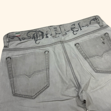 Load image into Gallery viewer, Diesel 2000s Spell Out Straight Leg Jeans (L)
