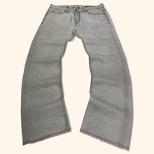 Load image into Gallery viewer, Diesel 2000s Spell Out Straight Leg Jeans (L)
