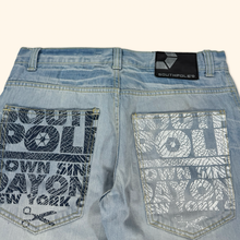 Load image into Gallery viewer, Southpole 2000s Straight Leg Jeans (L)
