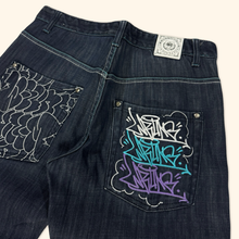 Load image into Gallery viewer, Red Rum 2000s Graffiti Straight Leg Jeans (M)
