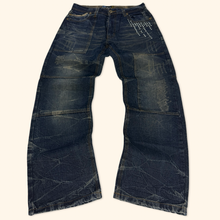 Load image into Gallery viewer, TM 2000s Straight Leg Jeans (L)
