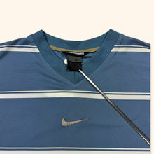 Lade das Bild in den Galerie-Viewer, Nike 2000s Vintage Sport Shirt (L)
