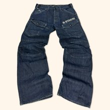Load image into Gallery viewer, G-Star Spell Out Straight Leg Bootcut Jeans (M)
