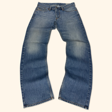 Load image into Gallery viewer, Diesel Industry "Viker" Straight Leg Jeans 31/30 (M)
