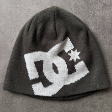 Load image into Gallery viewer, DC Sk8 Beanie
