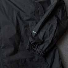 Load image into Gallery viewer, The North Face HyVent Rain Jacket (L/XL)
