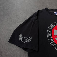 Load image into Gallery viewer, Wu-Wear Wu Tang Clan Vintage T-Shirt (L)

