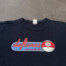Lade das Bild in den Galerie-Viewer, Deftones Vintage Band T-Shirt (L)
