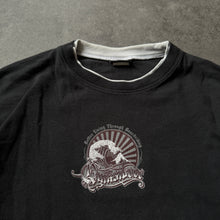 Load image into Gallery viewer, Quiksilver 2000s Vintage Faded Double Sleeve (M/L)
