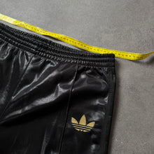Lade das Bild in den Galerie-Viewer, Adidas Firebird 2008 Wet Look Track Pants Jogger (L/XL)
