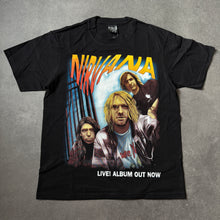 Lade das Bild in den Galerie-Viewer, Deadstock Nirvana 2000s Graphic Band T-Shirt (S/M)
