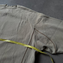 Lade das Bild in den Galerie-Viewer, Nike Vintage 2000s Sweater (XL)
