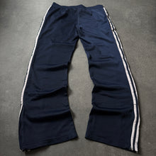 Lade das Bild in den Galerie-Viewer, Adidas Firebird 2008 Ladies Track Pants Jogger (M)
