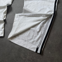 Lade das Bild in den Galerie-Viewer, Adidas Firebird 2010 Track Pants Jogger (M)
