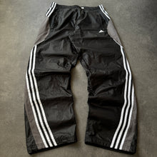 Lade das Bild in den Galerie-Viewer, Adidas 2007 Baggy Track Pants Jogger (S)
