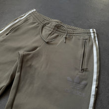 Load image into Gallery viewer, Adidas Firebird 2006 Ladies Track Pants Jogger (XS/S)
