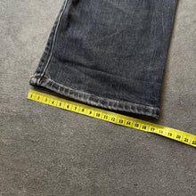 Lade das Bild in den Galerie-Viewer, True Religion Straight Skinny Jeans (S)
