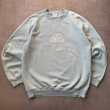 Lade das Bild in den Galerie-Viewer, Adidas Vintage 2000s Light Blue Sweater (L)
