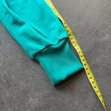 Lade das Bild in den Galerie-Viewer, Adidas 2000s Ladies Track Jacket (XXL)
