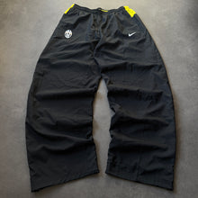 Lade das Bild in den Galerie-Viewer, Nike 2000s Juventus Turin Baggy Track Pants Jogger (L)

