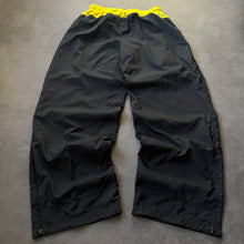 Lade das Bild in den Galerie-Viewer, Nike 2000s Juventus Turin Baggy Track Pants Jogger (L)
