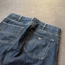 Load image into Gallery viewer, Armani 2000s Straight Leg Jeans (L)

