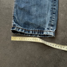 Lade das Bild in den Galerie-Viewer, Cipo &amp; Baxx 2000s Straight Leg Jeans (L)
