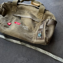 Lade das Bild in den Galerie-Viewer, Diesel Military Utility Bag
