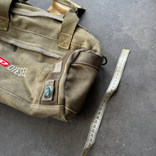 Lade das Bild in den Galerie-Viewer, Diesel Military Utility Bag
