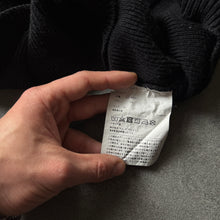 Lade das Bild in den Galerie-Viewer, Comme des Garçons X Charles Kirk 2019 Knitt Sweater (S/M)

