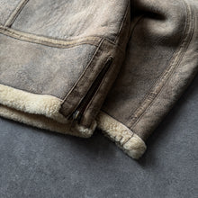 Load image into Gallery viewer, Avirex Womens Vintage Leather Sheep's Skin Sample Jacket (XS/S)
