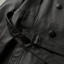 Load image into Gallery viewer, Vintage 90s Leather Coat (M)
