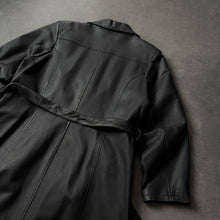 Load image into Gallery viewer, Vintage 90s Leather Coat (M)
