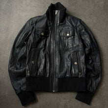 Load image into Gallery viewer, Aim 2000s Slim Fit Ladies Leather Jacket (M)
