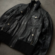 Load image into Gallery viewer, Aim 2000s Slim Fit Ladies Leather Jacket (M)
