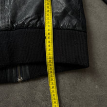 Load image into Gallery viewer, Aim 2000s Slim Fit Ladies Leather Jacket (M)
