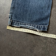 Lade das Bild in den Galerie-Viewer, Southpole 2000s Graffiti Tag Baggy Jeans (S/M)
