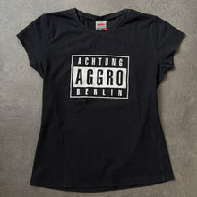 Lade das Bild in den Galerie-Viewer, Aggro Berlin Vintage 2000s German Rap Ladies T-Shirt (M)
