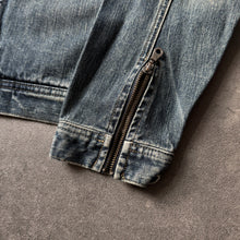 Load image into Gallery viewer, 4Wards Faded Denim Jacket (M)
