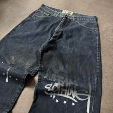 Lade das Bild in den Galerie-Viewer, Sancezz Vintage 2000s Printed Graffiti Baggy Jeans (XXL)
