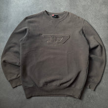 Lade das Bild in den Galerie-Viewer, Diesel Logo 2000s Sweater (S)

