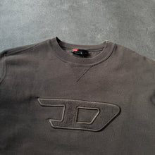 Lade das Bild in den Galerie-Viewer, Diesel Logo 2000s Sweater (S)
