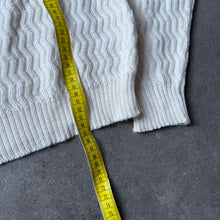 Lade das Bild in den Galerie-Viewer, Nike 80s Vintage Knit Sweater (M/L)
