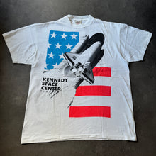 Load image into Gallery viewer, 1990s Oneita Kennedy Space Center Vintage Single Stitch T-Shirt (XXL)
