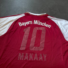 Load image into Gallery viewer, Adidas Bayern Munich Vintage Makaay "Signed" 2003/04 Jersey (XL)
